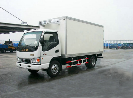 东风福瑞卡冷藏车 冷链物流中的可靠伙伴